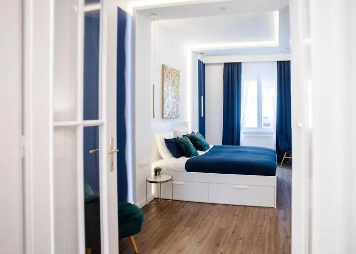 Elegant Design In Vibrant Center * بودابست