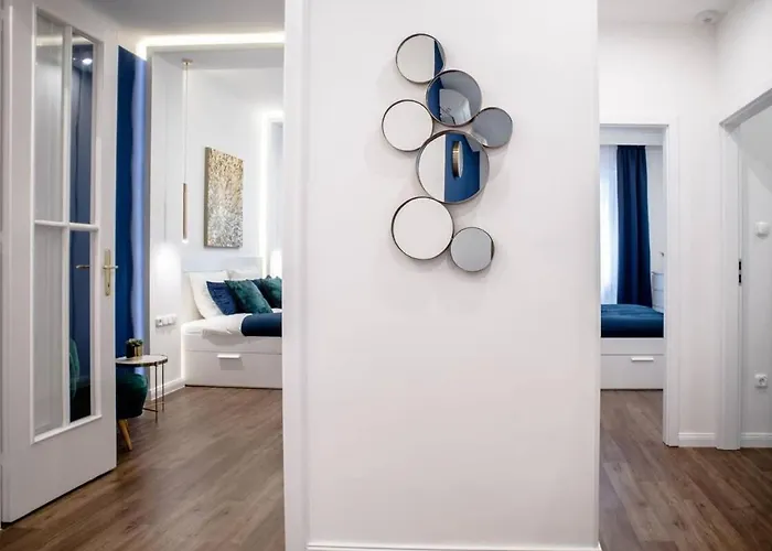 شقة Elegant Design In Vibrant Center
